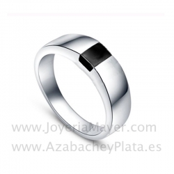 Anillo de plata y azabache