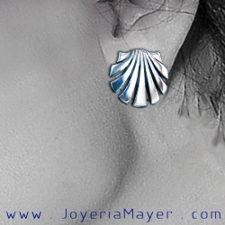 Compostela shell silver earrings