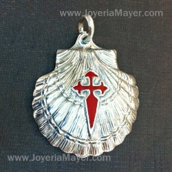 Compostela shell silver pendant