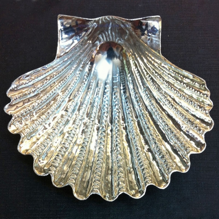 Concha bautismal de plata
