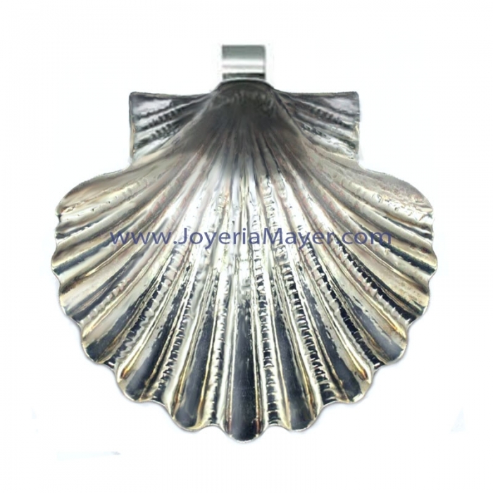 Concha de bautismo de plata