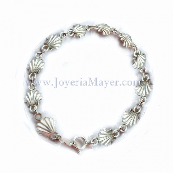 Shell bracelet silver and jet
