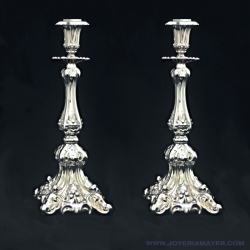 Candelabros de plata (pareja)
