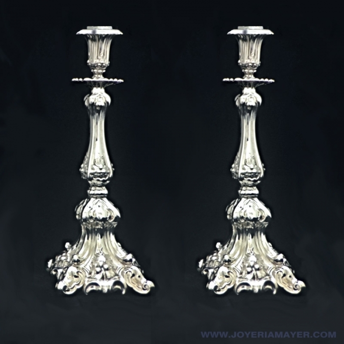 Candeleros de plata (pareja)
