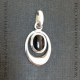 Pendant jet and silver