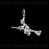 Colgante de plata bruja