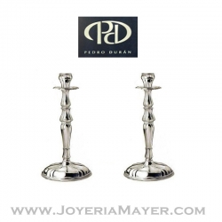 Candeleros de plata (pareja)